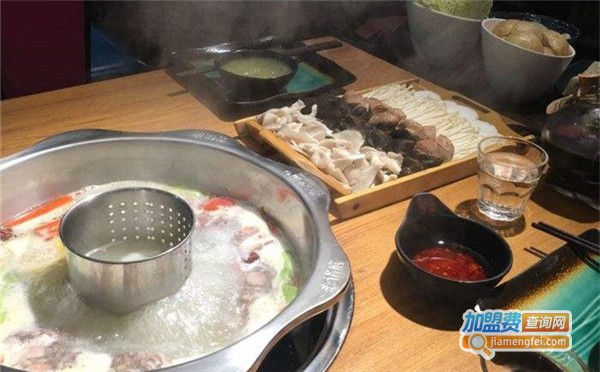 杨军老锅底加盟费
