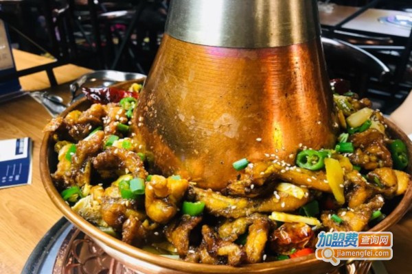 花龙阵牛蛙火锅加盟店