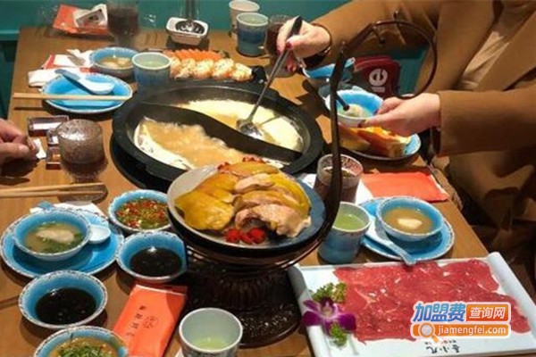 吾小九金汤芋儿鸡火锅店