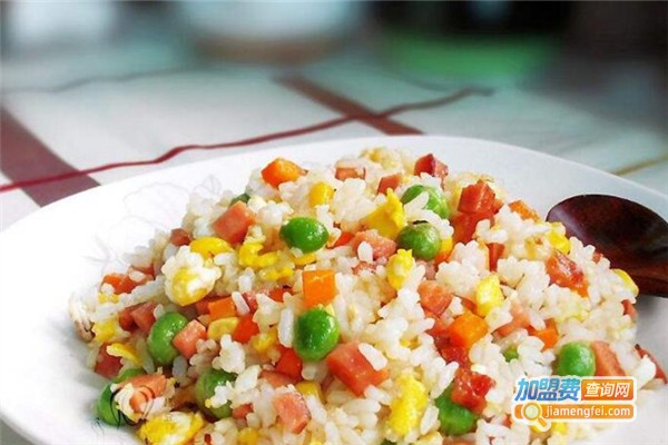 铁小闹炒饭餐厅加盟费