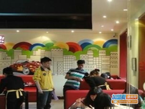 龙先生麻辣香锅加盟费