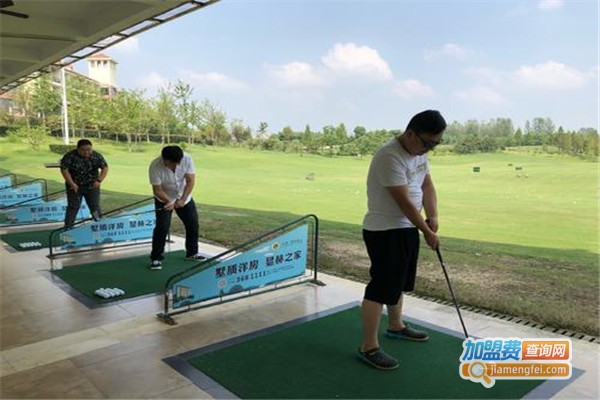 高球加高尔夫体验中心