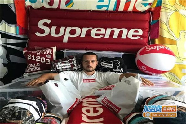 supreme服饰加盟店