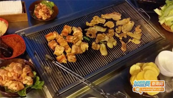 喵呀咪呀烧烤加盟费