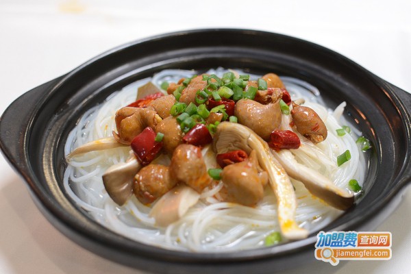 汇宝源砂锅加盟店