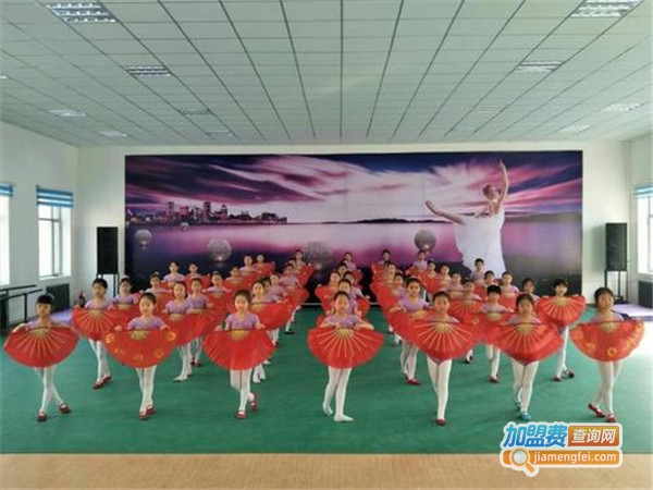 天韵艺术培训中心加盟费