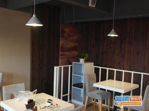 小时代茶餐厅加盟费