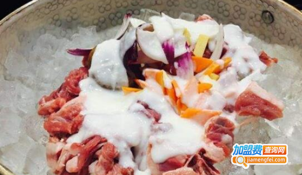 羊三疯冰煮羊火锅店加盟费