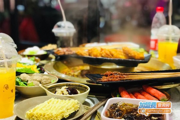 辣三多·美蛙小碗菜火锅加盟门店