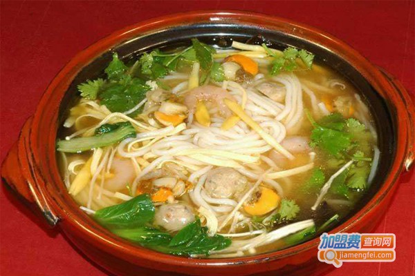 小东北砂锅鸡汤米线加盟费