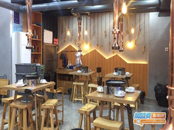 巨巨湘烤五花加盟门店