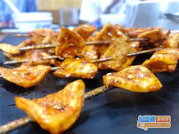 钱峰碳钢烧烤加盟费