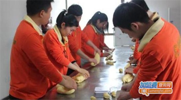 健珀餐饮培训加盟费