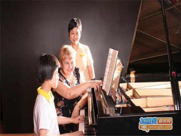 沪佳拓展教育加盟费