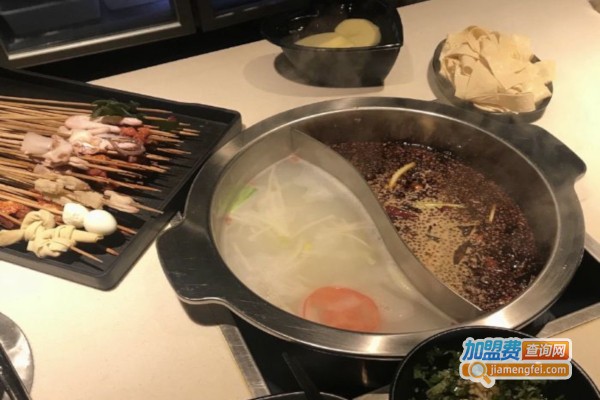 老成都串串香火锅加盟店