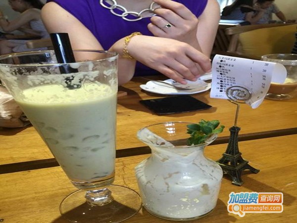 七月奶茶加盟门店