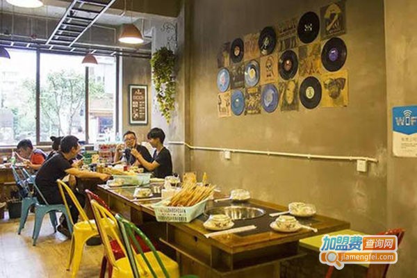 钟情麻辣烫加盟门店