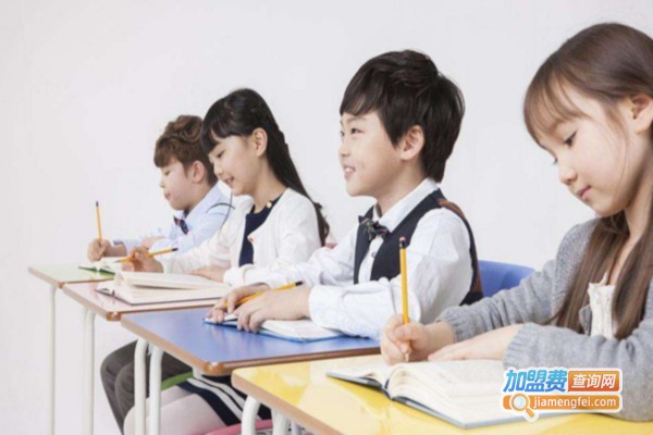 中元教育加盟费