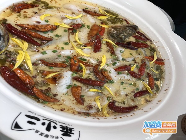 乖小二老坛酸菜鱼加盟门店