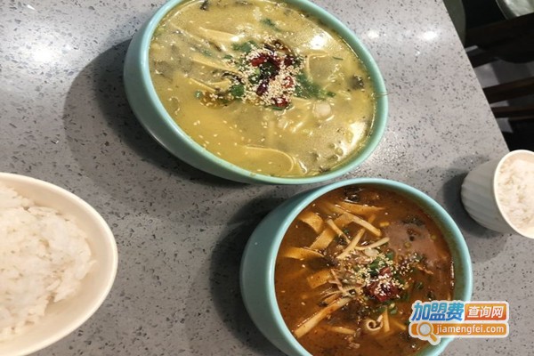 深山老坛酸菜鱼加盟门店