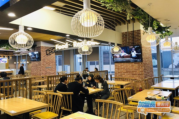 和先生酸菜鱼加盟门店
