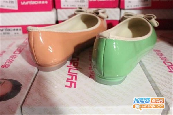 依依鸟加盟费