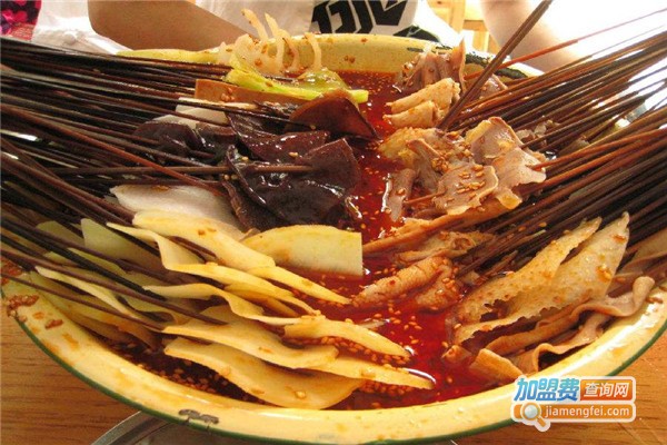 搓一顿串串香加盟费