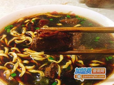 卢婆婆姜鸭面加盟费