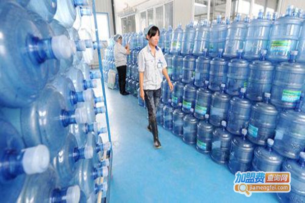 百塔峰矿物质水加盟门店