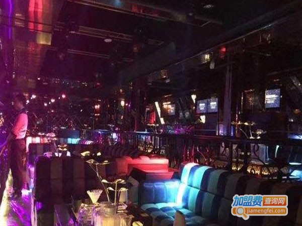 拉拉酒吧加盟费