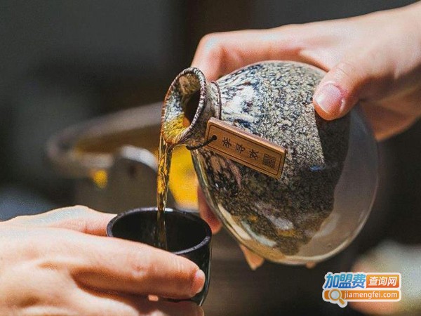 阿仙奴小酒馆加盟费