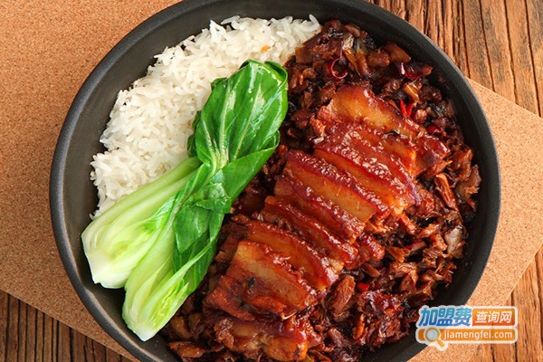 米太极湘味煲仔加盟门店
