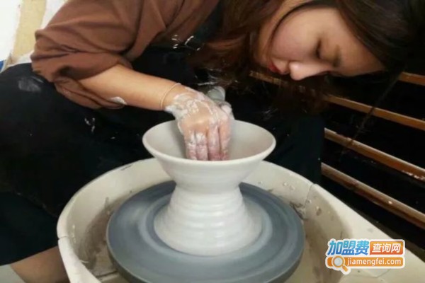 福州铃铛陶艺吧加盟费