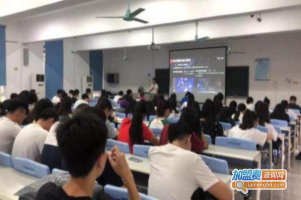 超想教育加盟费