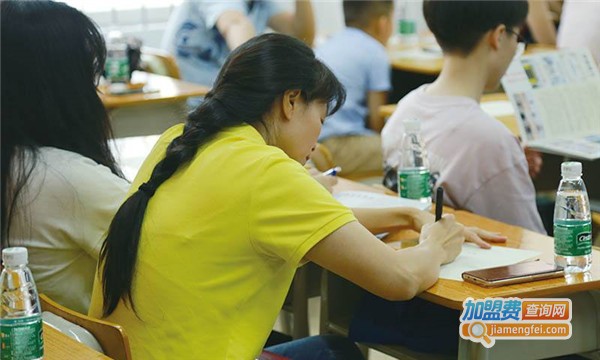 华科培优教育加盟费