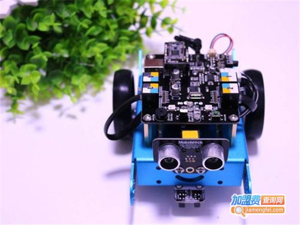 QD机器人加盟