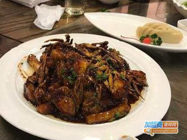 阿梁美食城加盟费