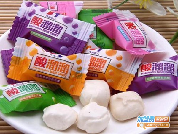 五块五休闲零食加盟门店