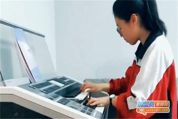 玖艺教育培训学校