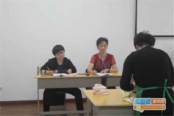 巧手家政加盟费