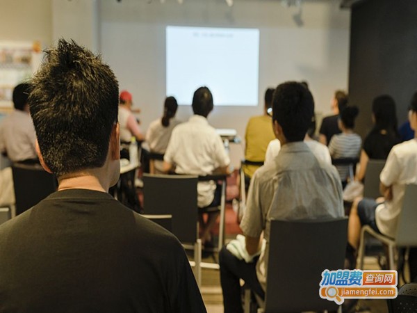 赢未来培训学校加盟门店