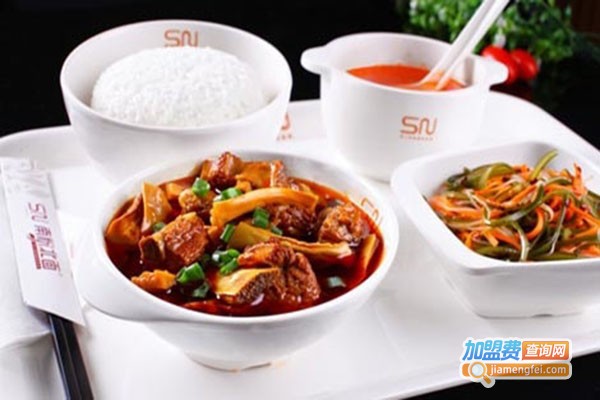啊哩鲜切牛肉粿条加盟门店