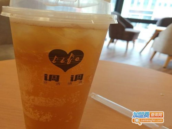 调调茶饮加盟门店