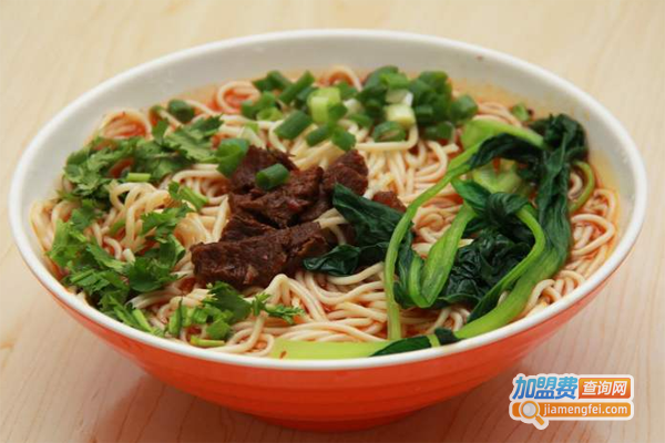 鼎牛肉面馆加盟费