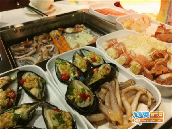 鸿福自助火锅加盟费