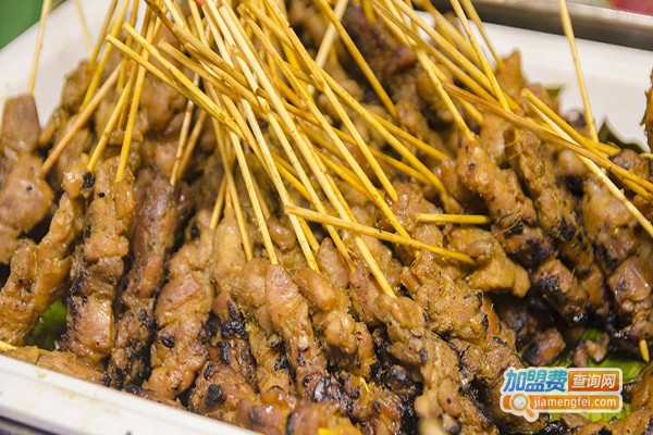 云落端串串香加盟门店