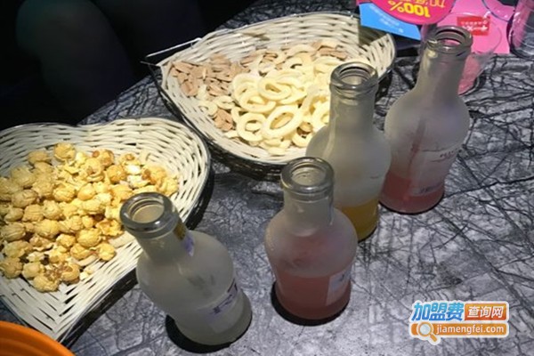 麦克疯KTV加盟门店