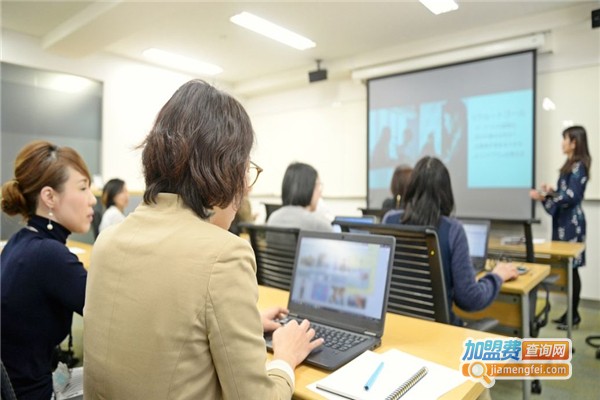爱信诚潜能开发学校