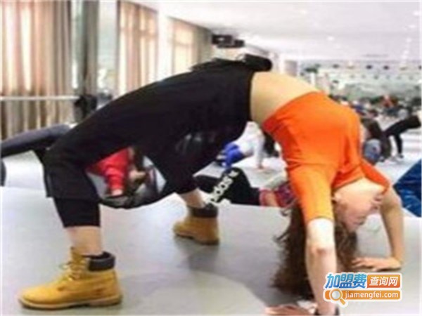 葆姿舞蹈加盟费