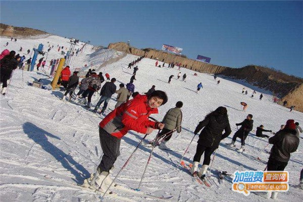 五龙滑雪加盟费